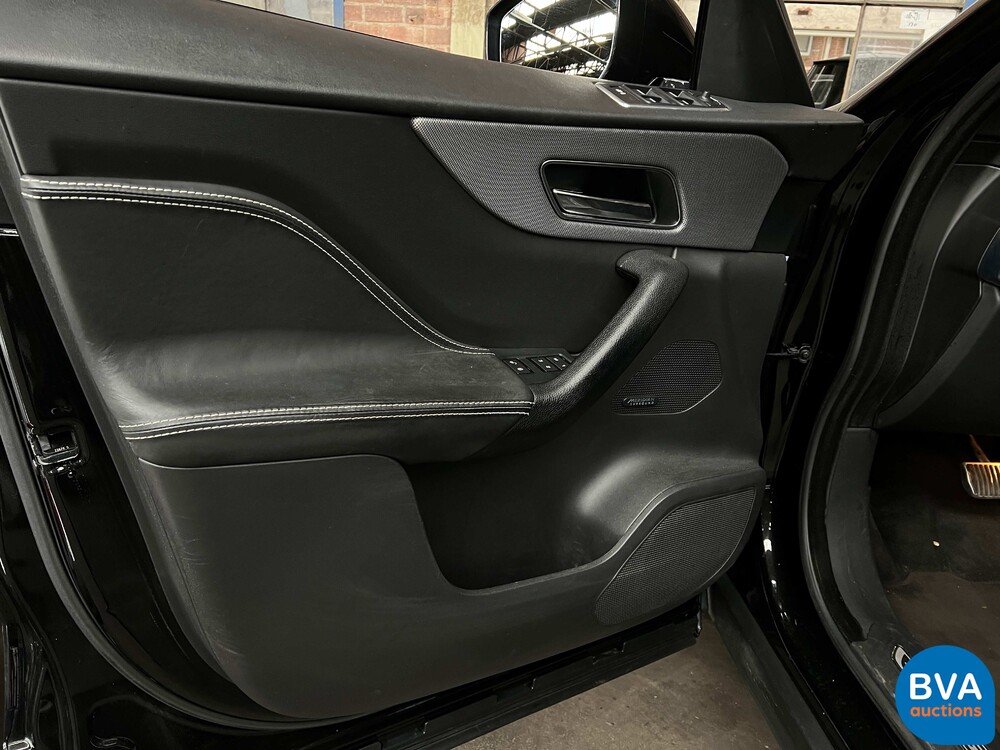 Jaguar F-Pace 30d 300pk R-Sport AWD Automaat 2018 -Org. NL-, RP-377-X