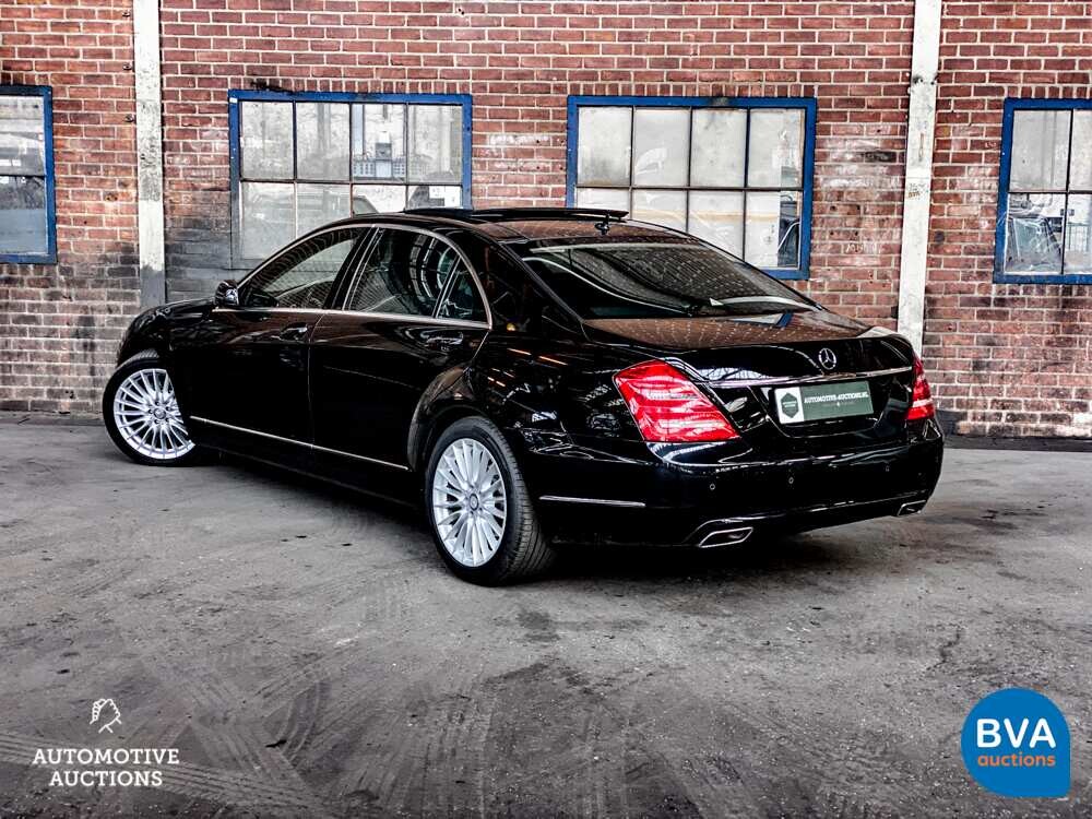 Mercedes-Benz S400 Hybrid LANG S-Klasse PRESTIGE PLUS Facelift 2010 279 PS, 70-NNT-2.