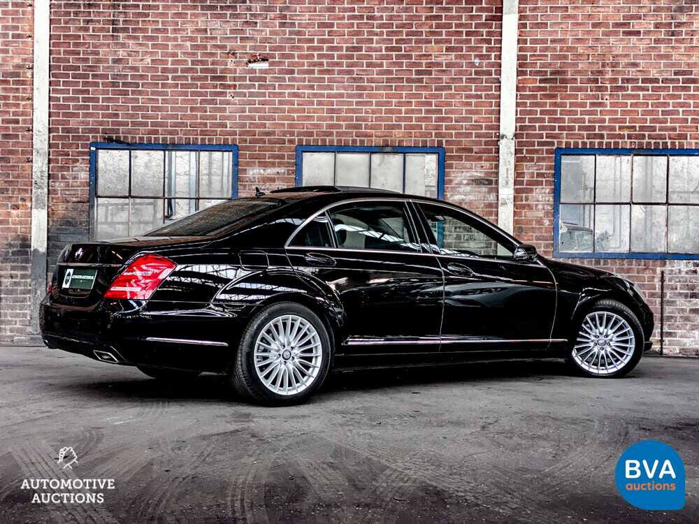 Mercedes-Benz S400 Hybrid LANG S-Klasse PRESTIGE PLUS Facelift 2010 279 PS, 70-NNT-2.