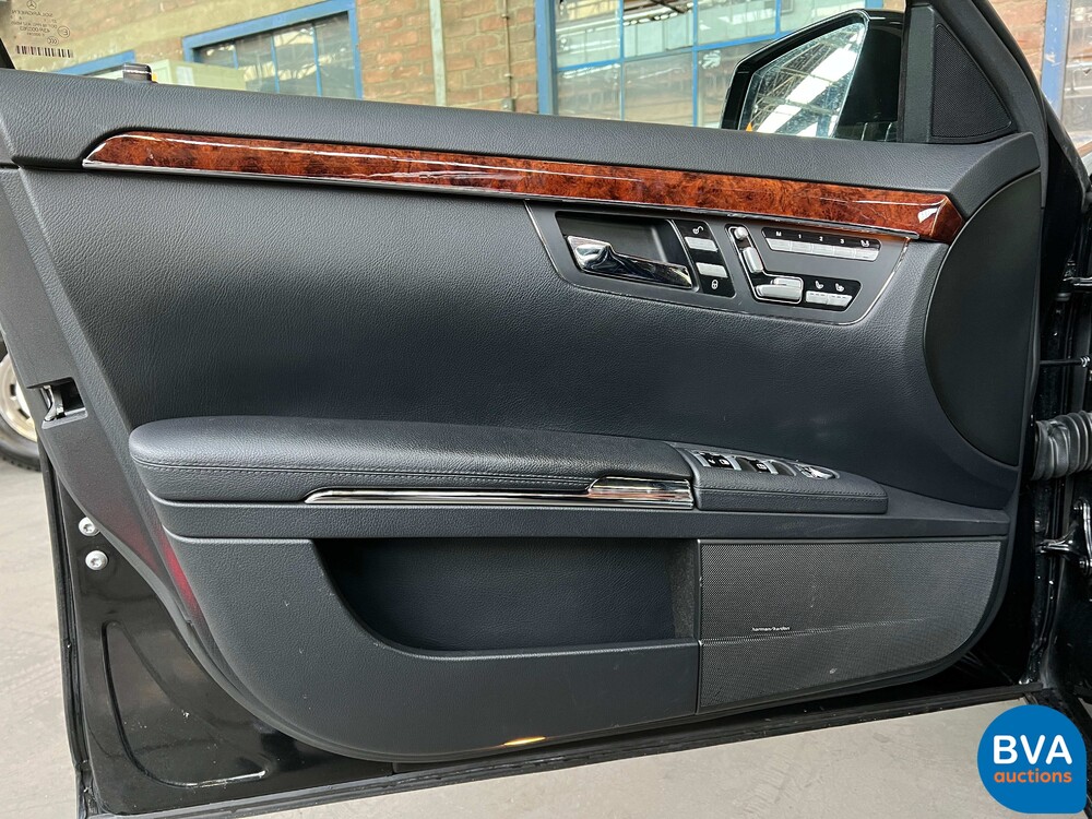 Mercedes-Benz S400 Hybrid LANG S-Klasse PRESTIGE PLUS Facelift 2010 279 PS, 70-NNT-2.