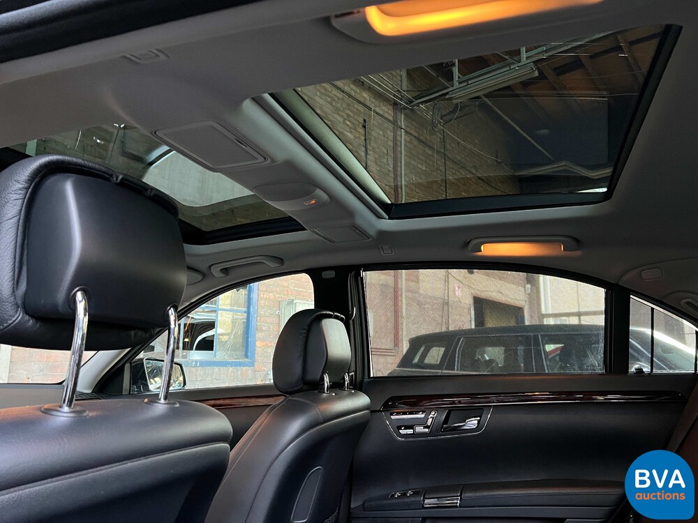 Mercedes-Benz S400 Hybrid LANG S-Klasse PRESTIGE PLUS Facelift 2010 279 PS, 70-NNT-2.