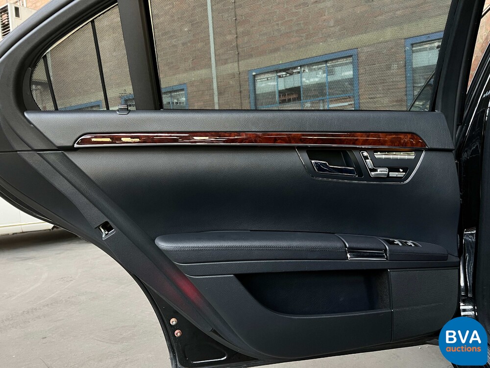 Mercedes-Benz S400 Hybrid LANG S-Klasse PRESTIGE PLUS Facelift 2010 279 PS, 70-NNT-2.