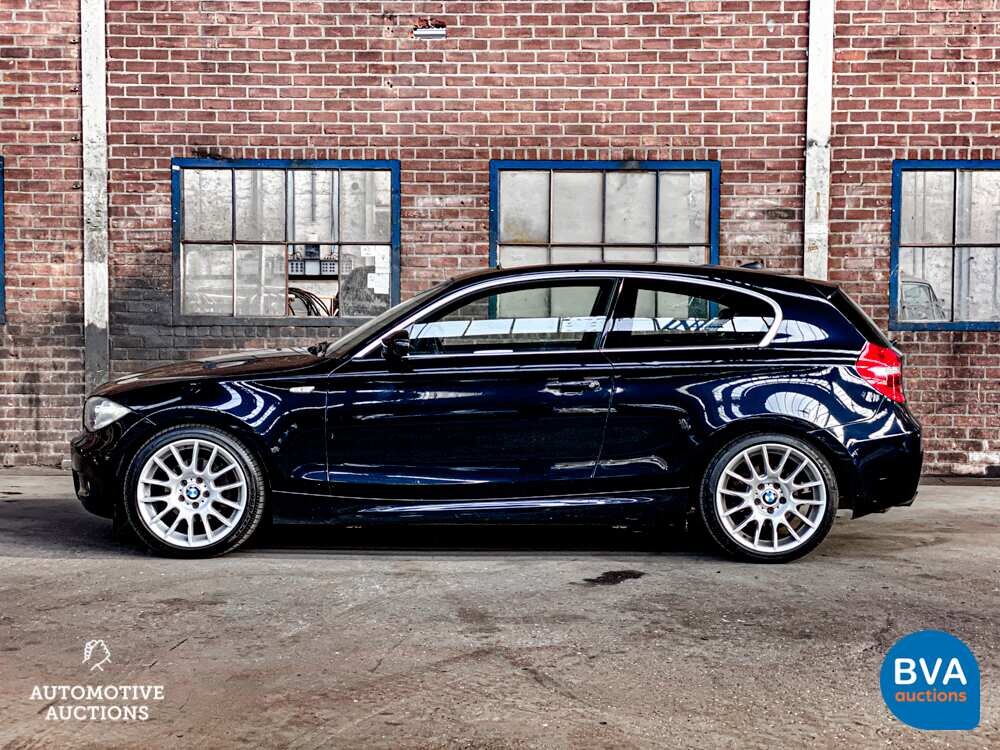 BMW 120i 3-Türer M-Sport 1er Serie 2008, N-147-KD.