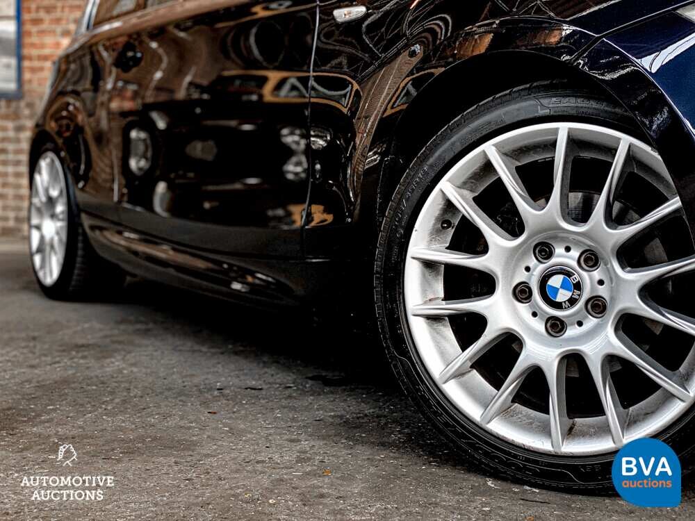 BMW 120i 3-Türer M-Sport 1er Serie 2008, N-147-KD.