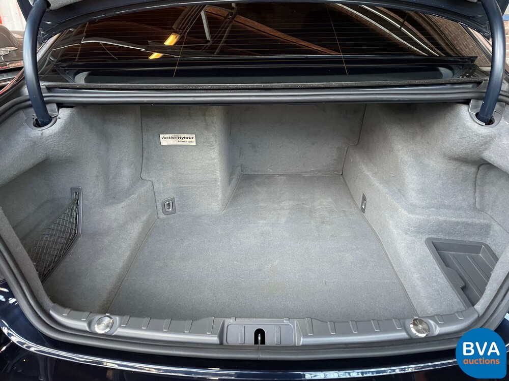 BMW ActiveHybrid7 Alpina 4.4 V8 465pk 7-Serie F04 2011