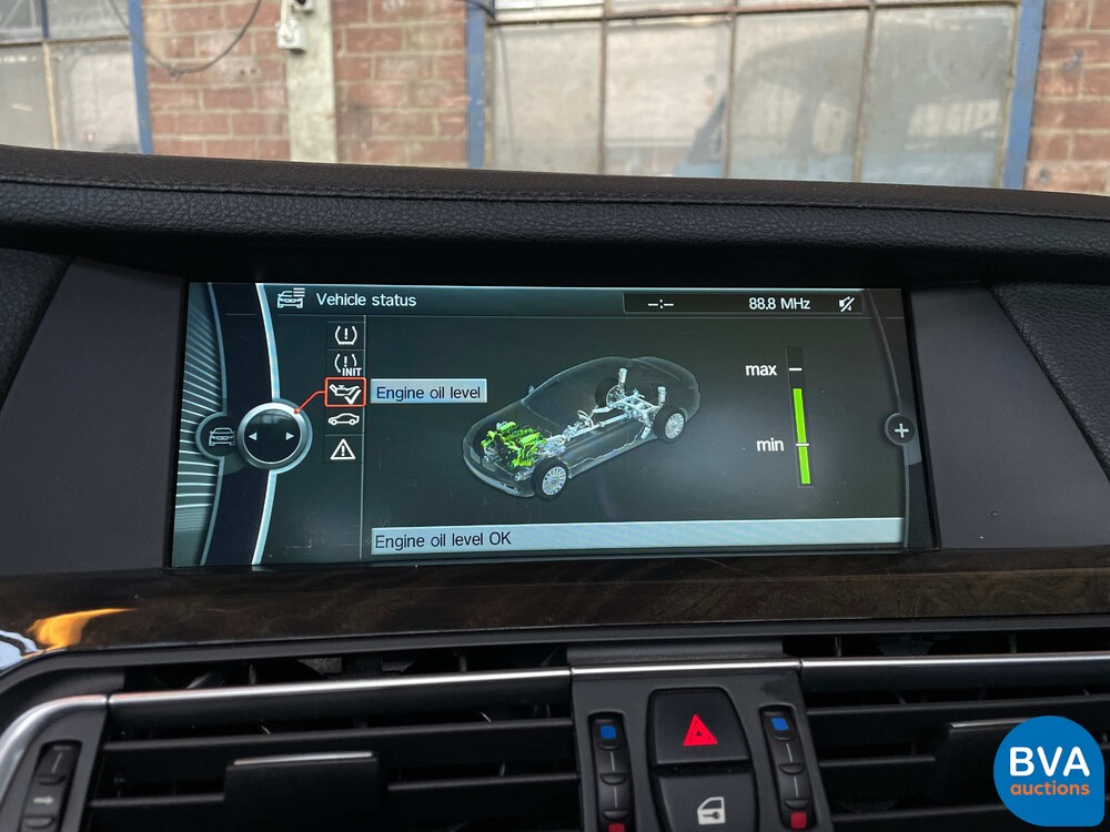 BMW ActiveHybrid7 Alpina 4.4 V8 465pk 7-Serie F04 2011