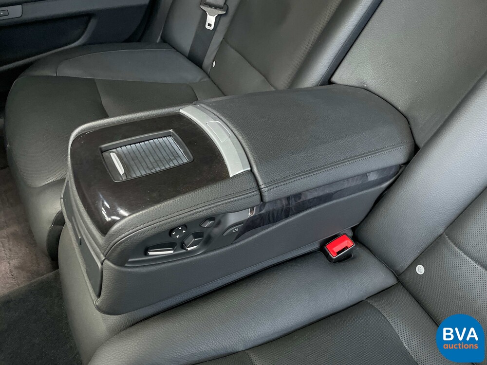 BMW ActiveHybrid7 Alpina 4.4 V8 465pk 7-Serie F04 2011