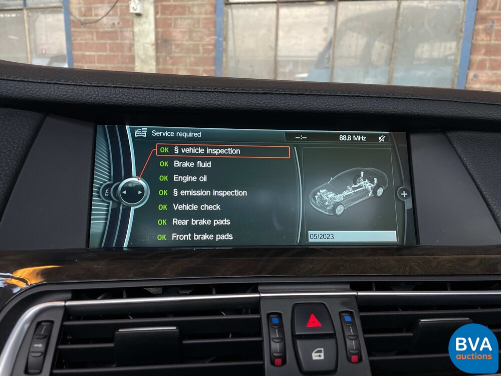 BMW ActiveHybrid7 Alpina 4.4 V8 465pk 7-Serie F04 2011