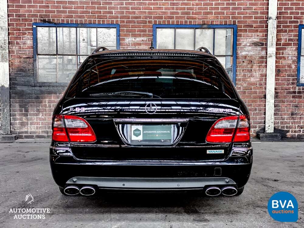 Mercedes Benz E63 AMG Kombi 6.2 V8 514 PS E-Klasse 2006.