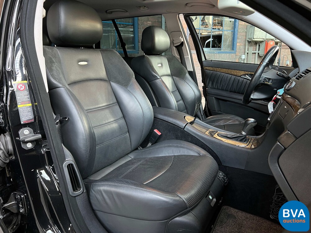 Mercedes Benz E63 AMG Kombi 6.2 V8 514 PS E-Klasse 2006.
