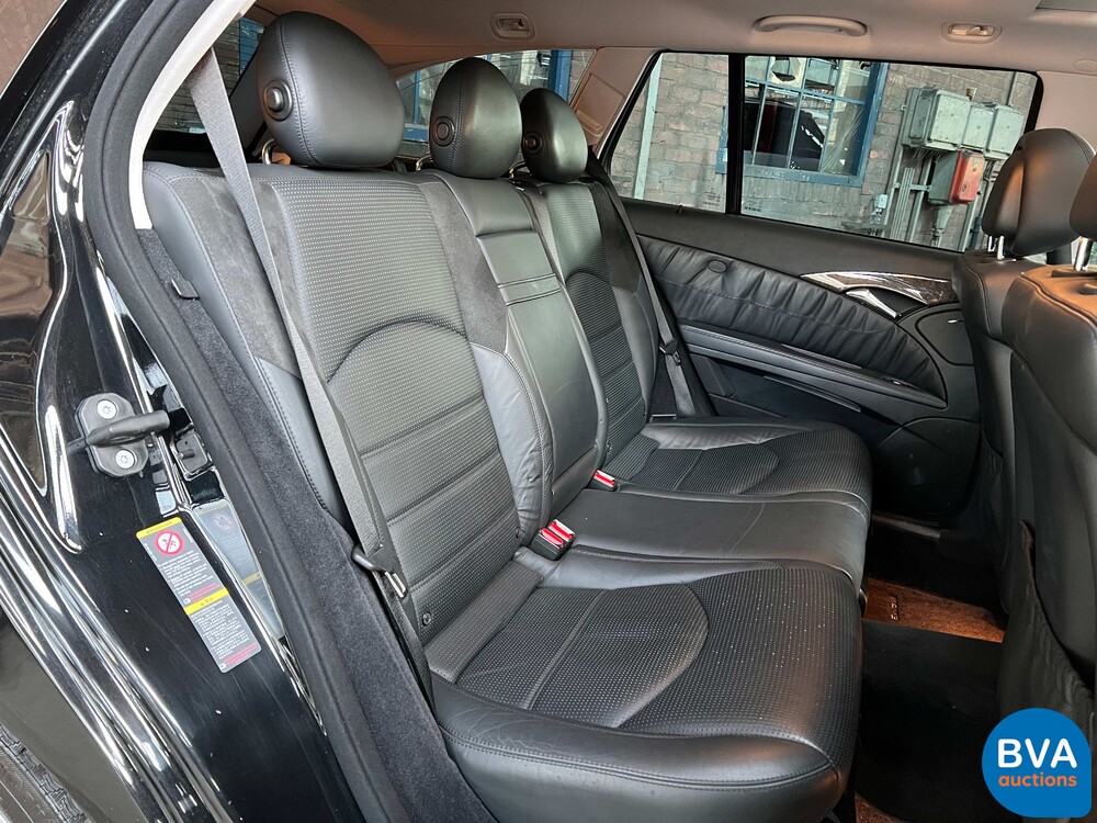 Mercedes Benz E63 AMG Kombi 6.2 V8 514 PS E-Klasse 2006.