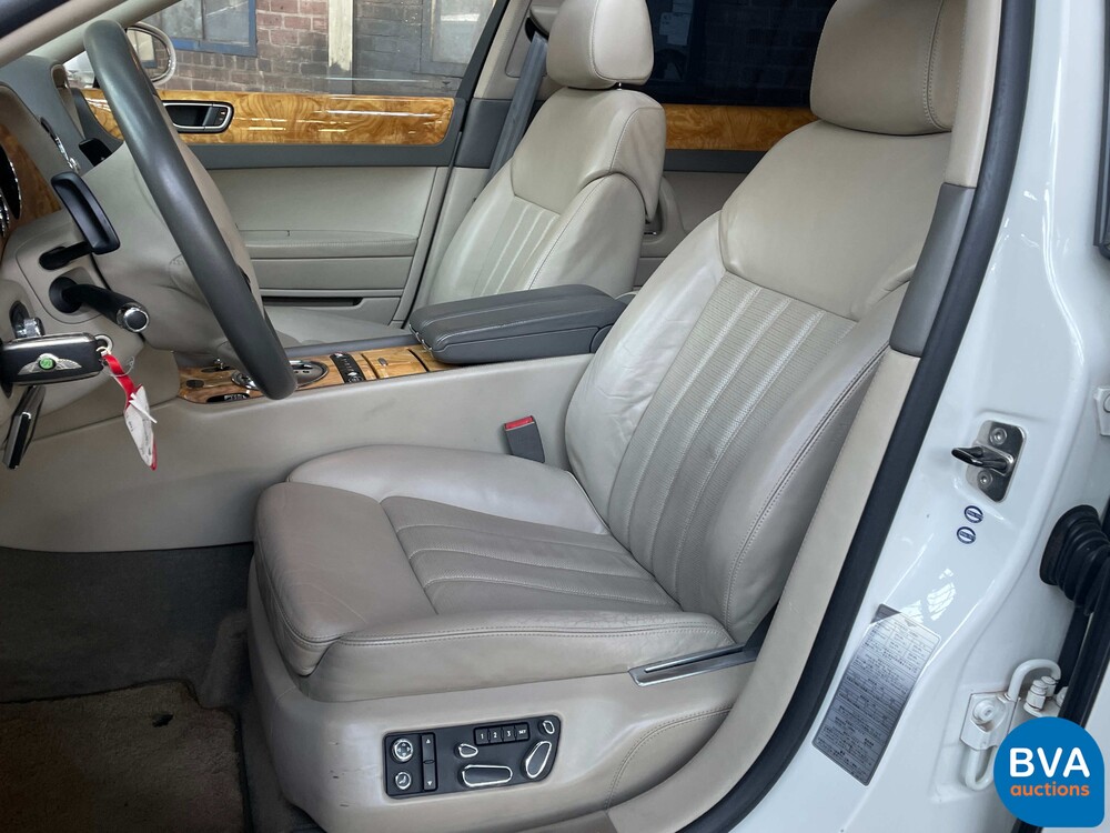 Bentley Continental Flying Spur 6.0 W12 560hp 2006.