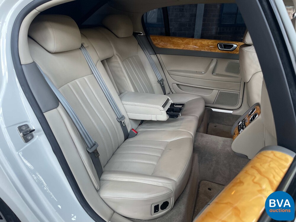 Bentley Continental Flying Spur 6.0 W12 560hp 2006.