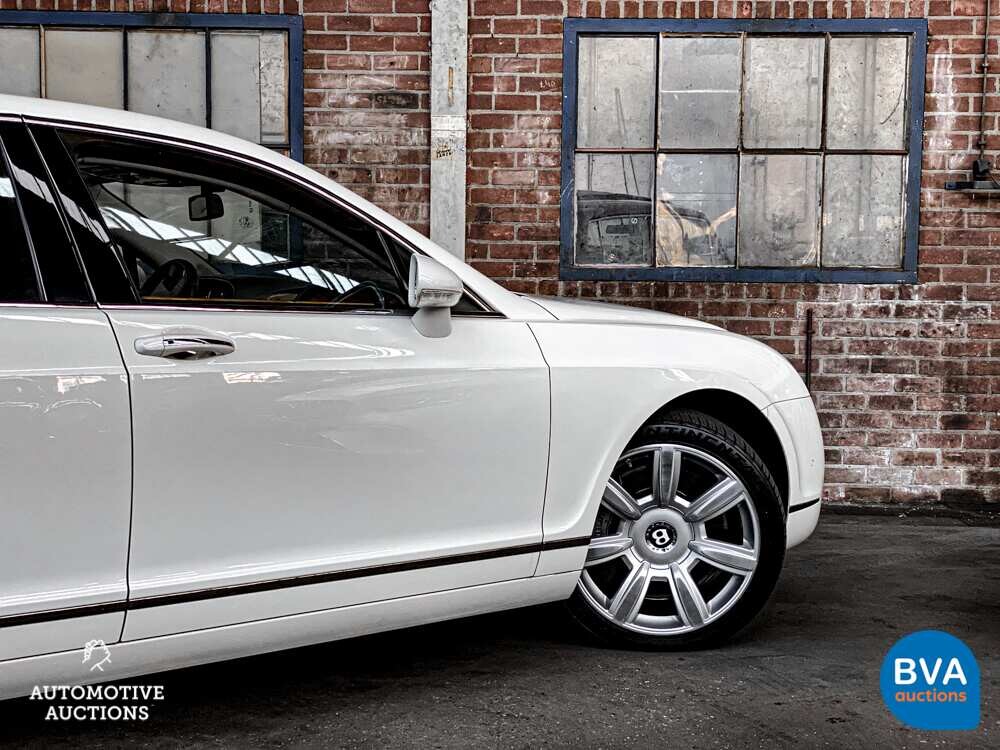 Bentley Continental Flying Spur 6.0 W12 560hp 2006.