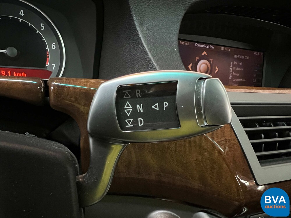 BMW 745i Executive 4.4 V8 333pk E65 7-Serie 2005