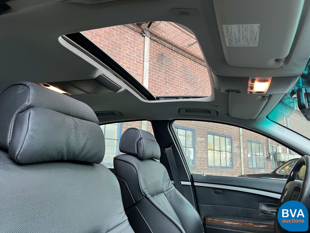 BMW 745i Executive 4.4 V8 333pk E65 7-Serie 2005