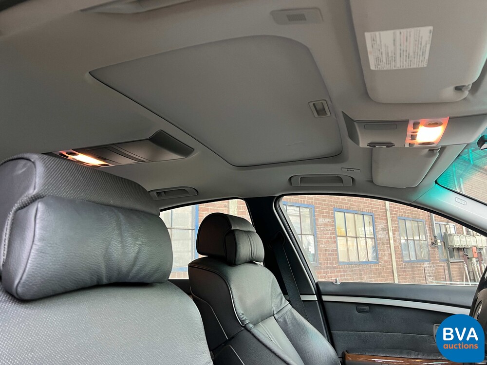 BMW 745i Executive 4.4 V8 333pk E65 7-Serie 2005