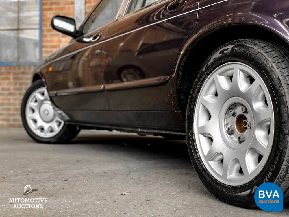 Jaguar Souverän 4.0 V8 Automatik XJ 1997 -Org. NL-, SH-DN-20.