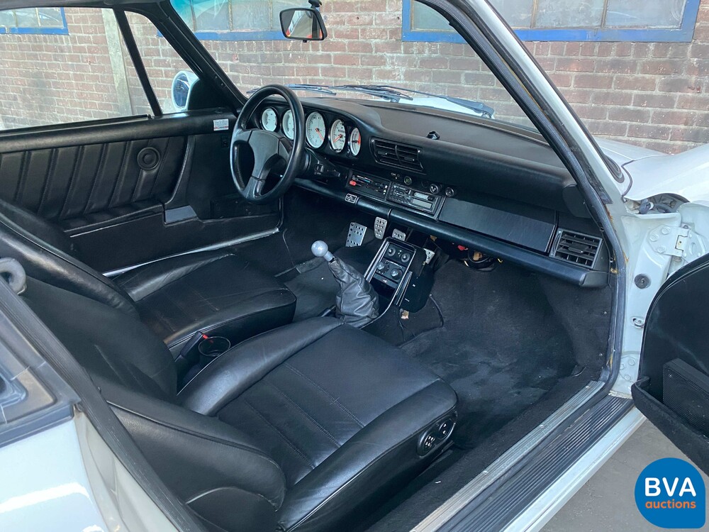 Porsche 911 Carrera 3.2 Coupé RUF CTR 1986.