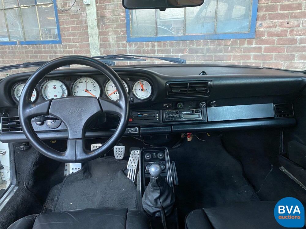 Porsche 911 Carrera 3.2 Coupé RUF CTR 1986.