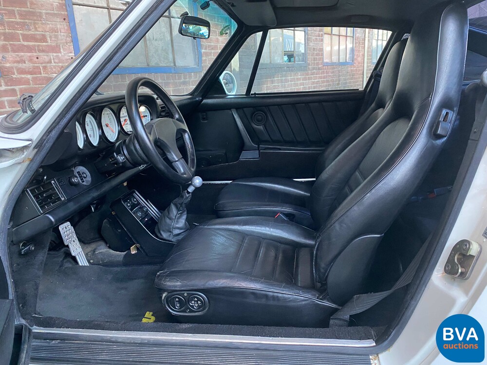 Porsche 911 Carrera 3.2 Coupé RUF CTR 1986.