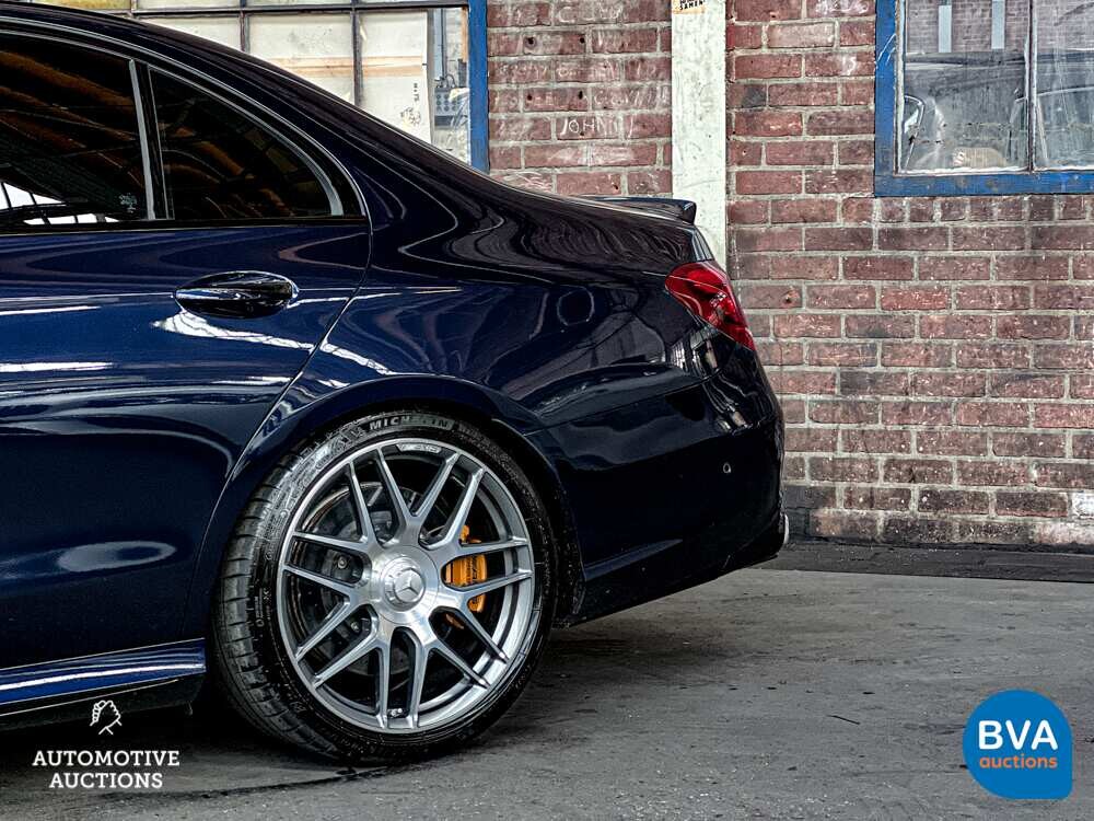 Mercedes-Benz E63s AMG 4Matic E-Klasse 700PS 2017 Limousine -Org. NL-, PH-527-P.