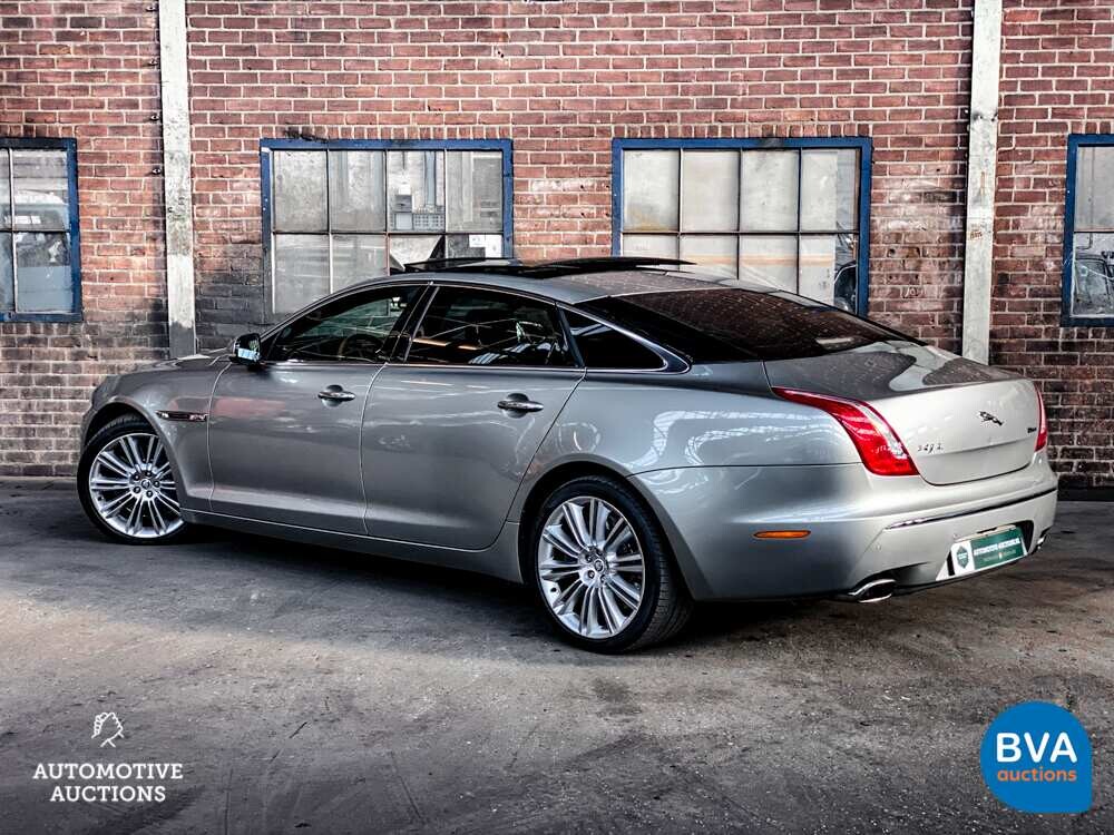 Jaguar XJ 5.0 V8 SuperCharged Supersport LWB 510pk 2010 -Org. NL-, 51-NBN-4