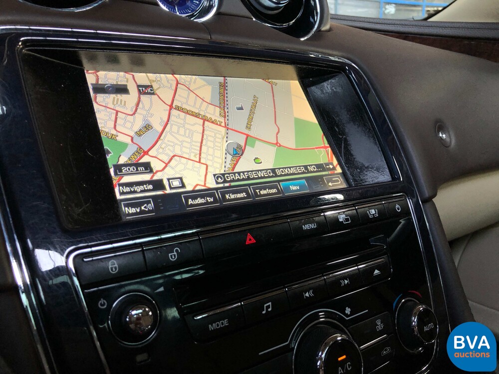 Jaguar XJ 5.0 V8 SuperCharged Supersport LWB 510pk 2010 -Org. NL-, 51-NBN-4