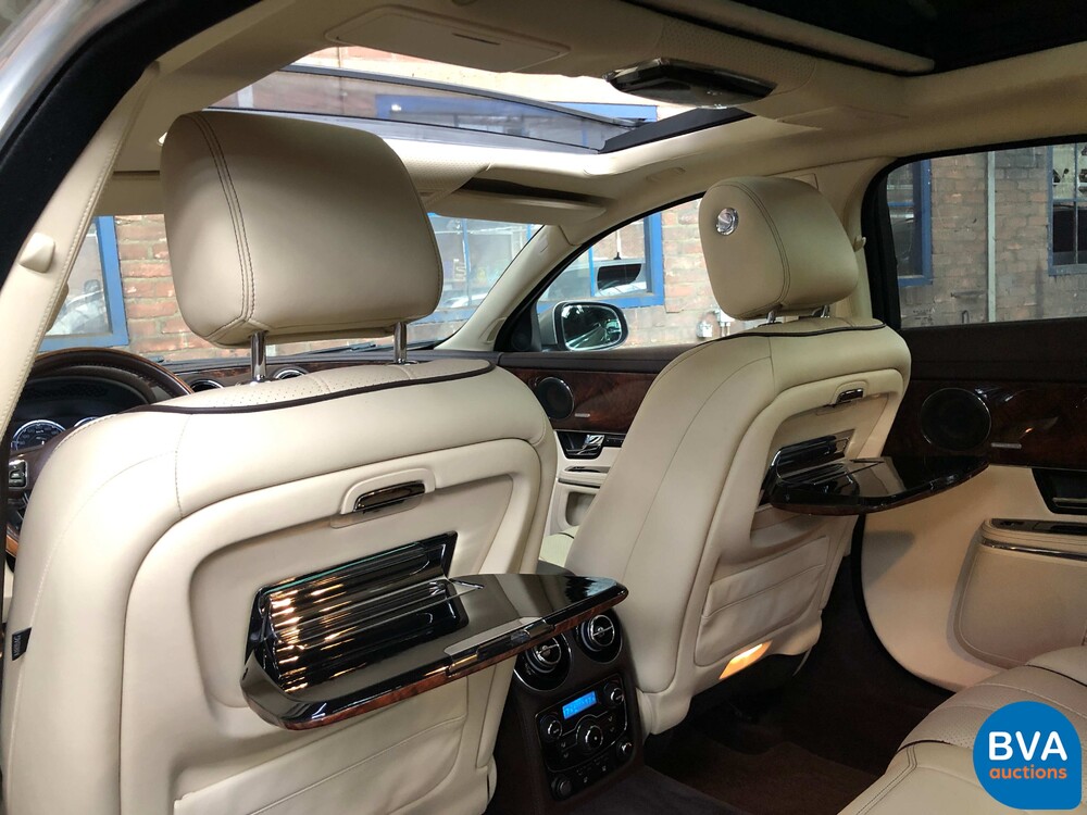 Jaguar XJ 5.0 V8 SuperCharged Supersport LWB 510pk 2010 -Org. NL-, 51-NBN-4