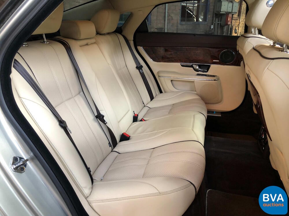 Jaguar XJ 5.0 V8 SuperCharged Supersport LWB 510pk 2010 -Org. NL-, 51-NBN-4