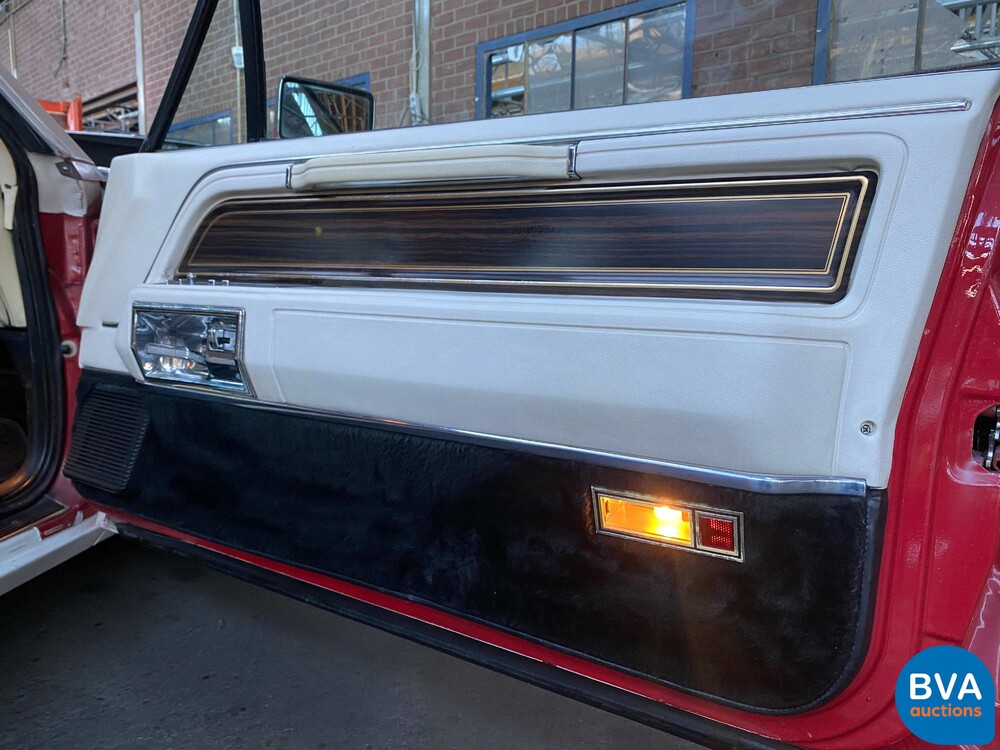 Lincoln Continental Mark VI 2D Coupé ''Bill Blass'' Edition 199PS 1982.