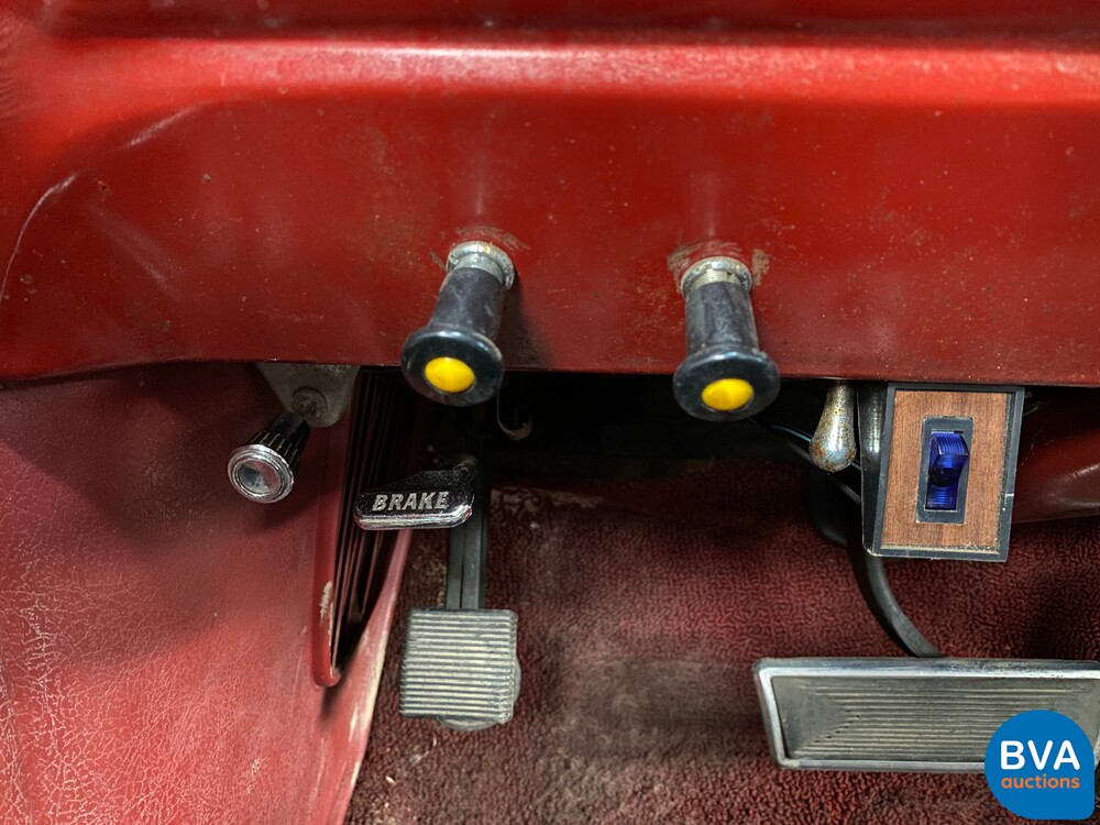 Pontiac Catalina 5.7 V8 175 PS 1963.