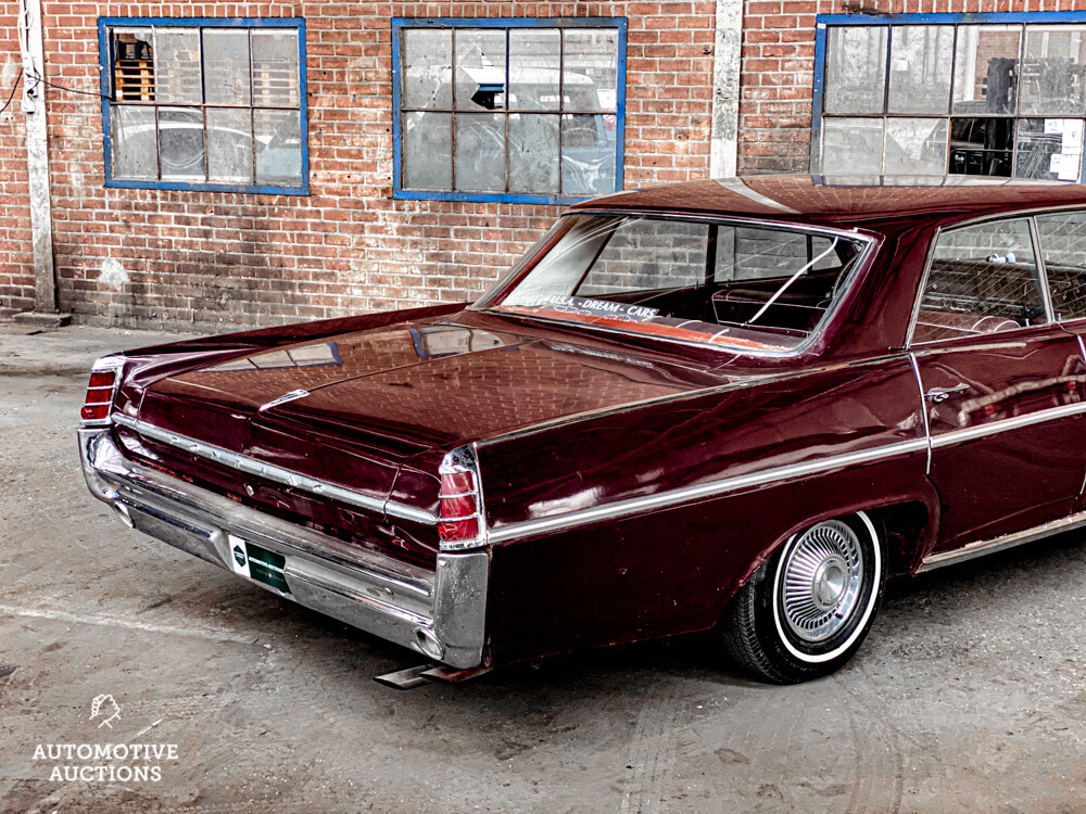 Pontiac Catalina 5.7 V8 175 PS 1963.