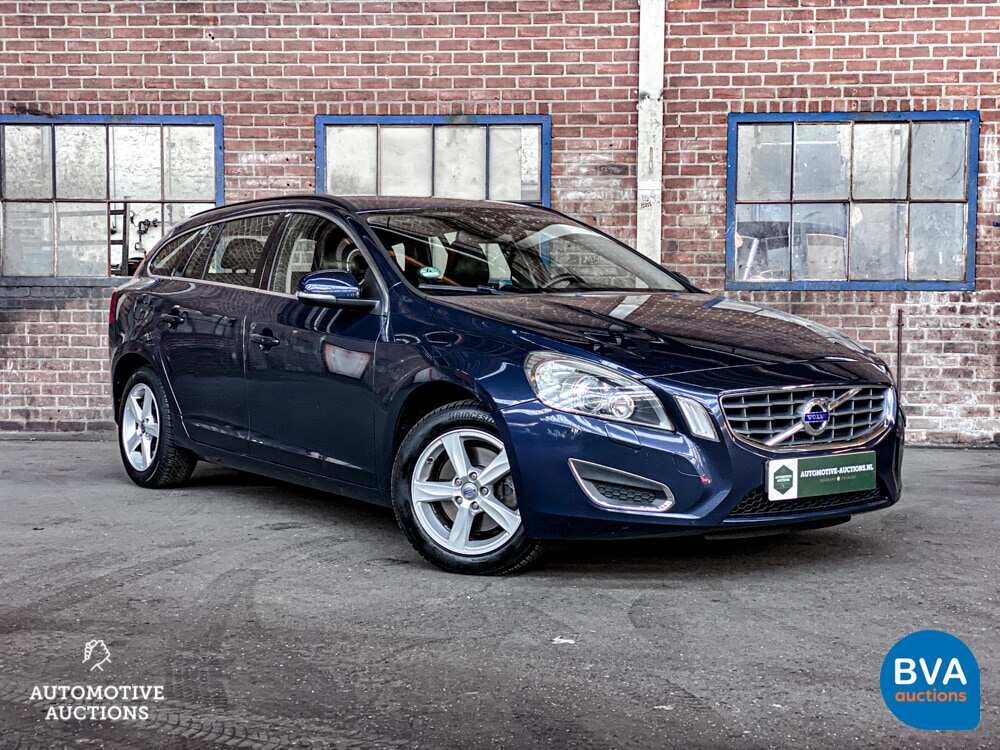 Volvo V60 2.0 D3 5-Zylinder 163PK Summum, GR-322-P.