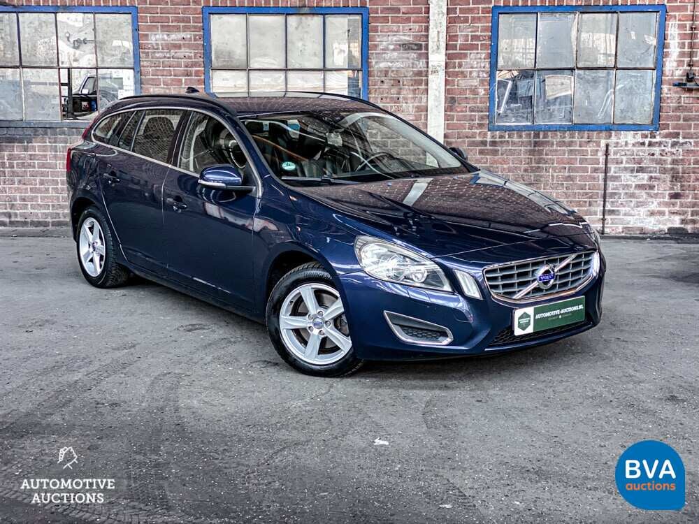 Volvo V60 2.0 D3 5-Zylinder 163PK Summum, GR-322-P.