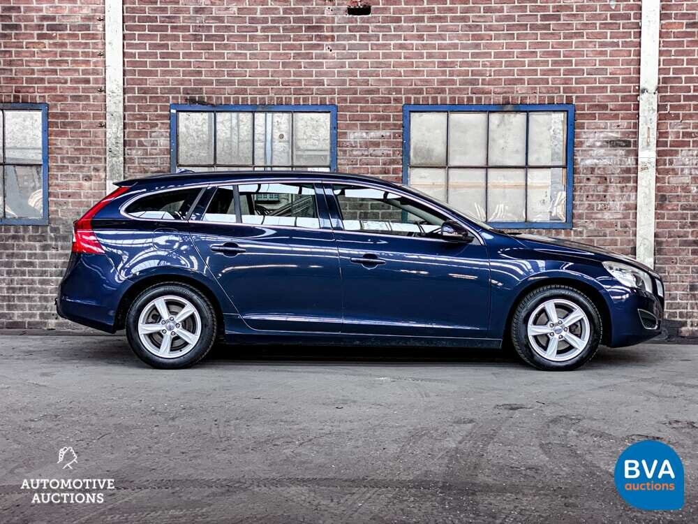Volvo V60 2.0 D3 5-Zylinder 163PK Summum, GR-322-P.