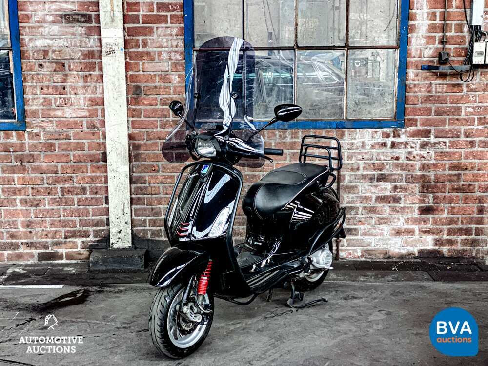 Piaggio Vespa Sprint 4-takt 2014, F-791-VR