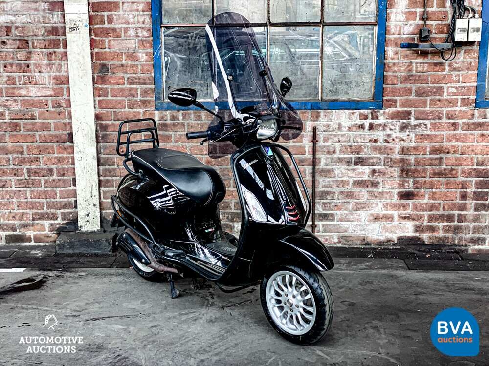 Piaggio Vespa Sprint 4-takt 2014, F-791-VR