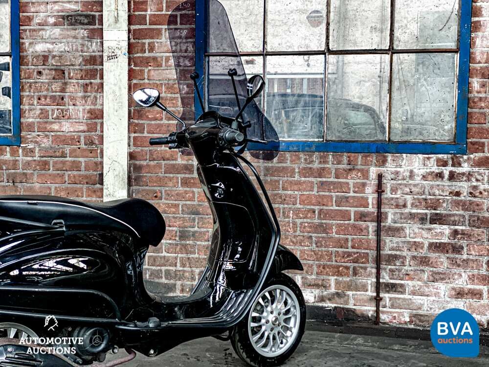 Piaggio Vespa Sprint 4-takt 2014, F-791-VR