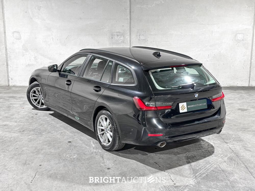 BMW 330e Touring G21 184pk 2021 (Origineel-NL + 1e Eigenaar), K-451-VL
