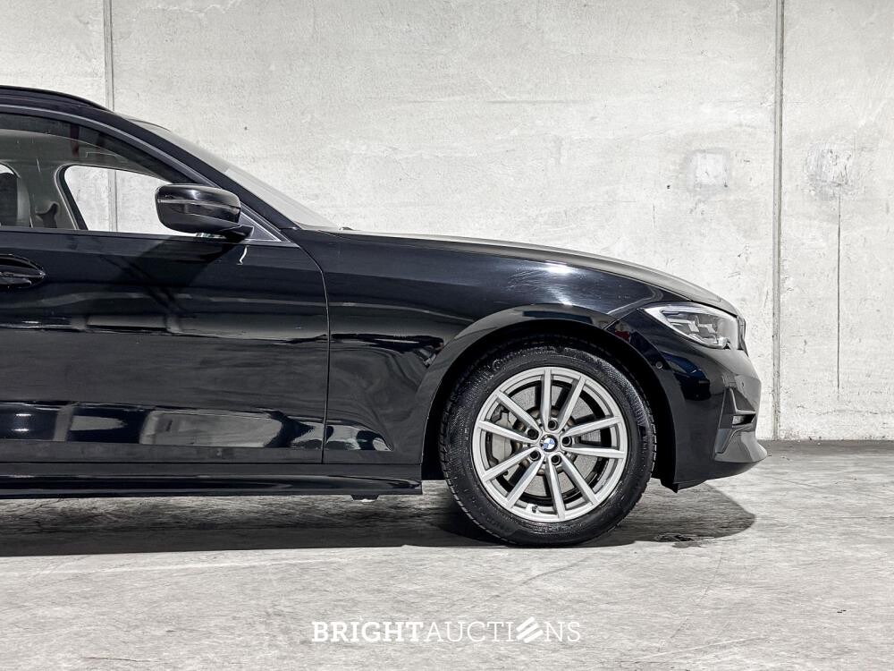 BMW 330e Touring G21 184pk 2021 (Origineel-NL + 1e Eigenaar), K-451-VL