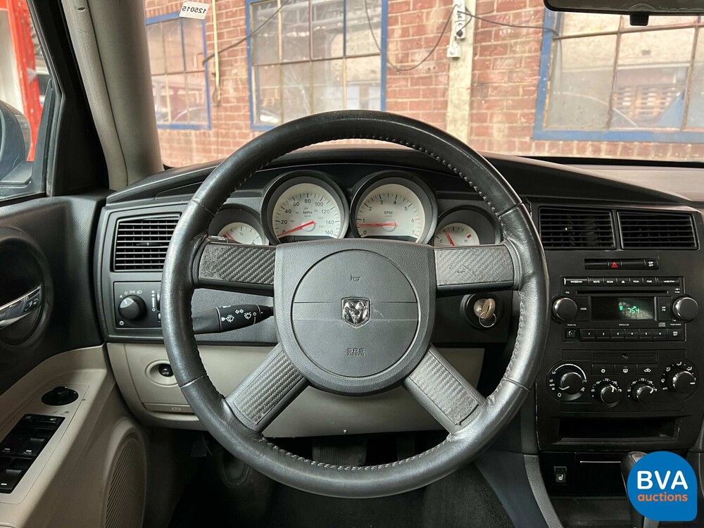 Dodge Charger 5.7 V8 Hemi 2006