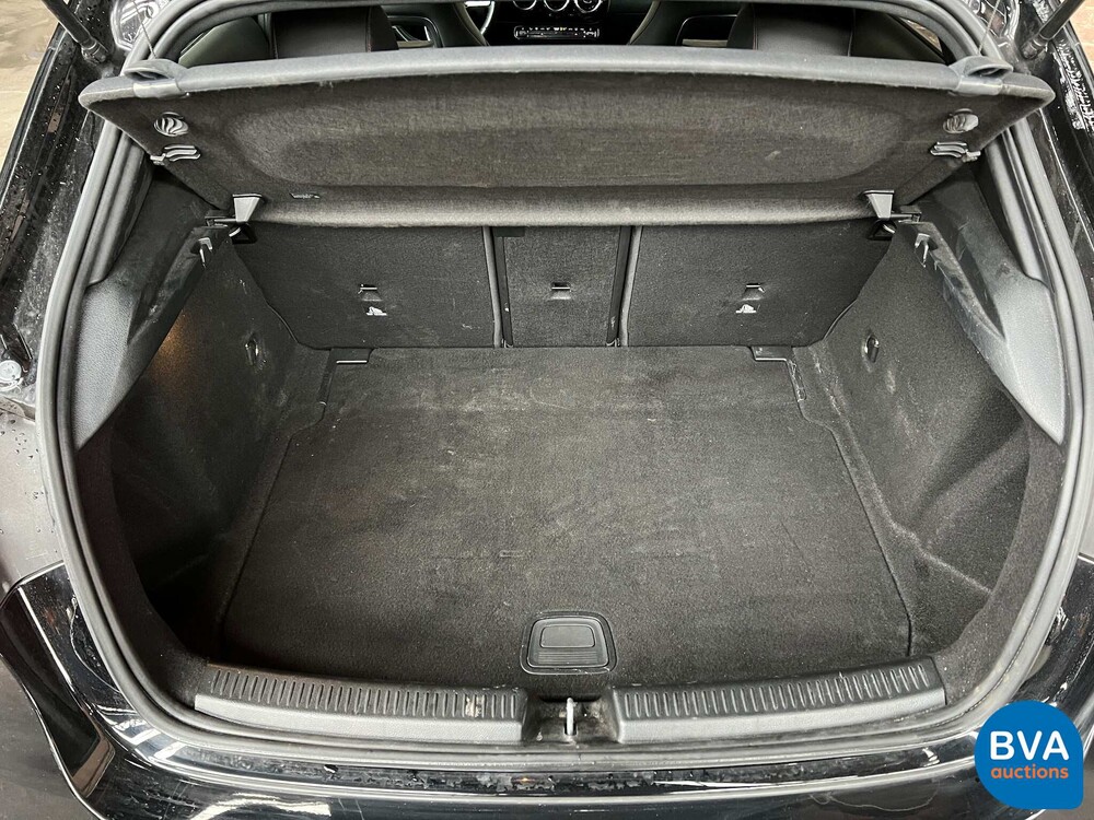 Mercedes-Benz A180d AMG Launch Edition A-klasse 116pk 2019, H-855-XK