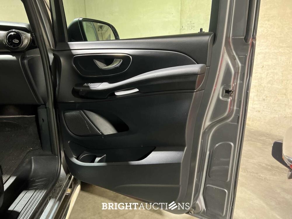 Mercedes-Benz V220d Lang MAYBACH DC Avantgarde 163pk 2020 V-Klasse, V-99-FPZ