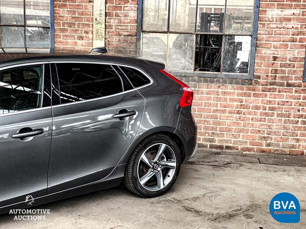 Volvo V40 D2 R-Design 114pk 2013 -Org. NL-, 8-KTF-66