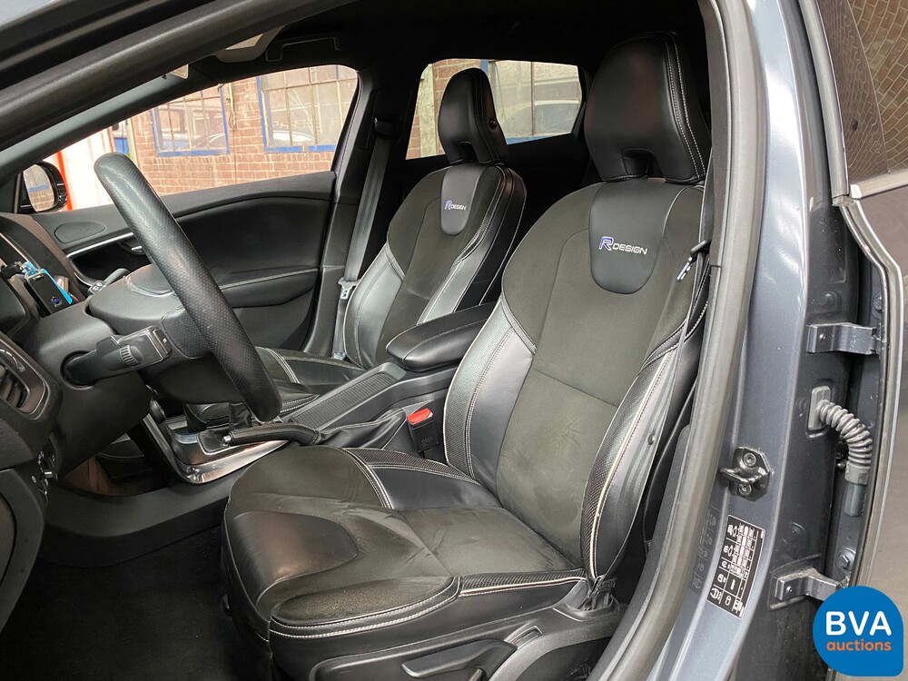 Volvo V40 D2 R-Design 114pk 2013 -Org. NL-, 8-KTF-66