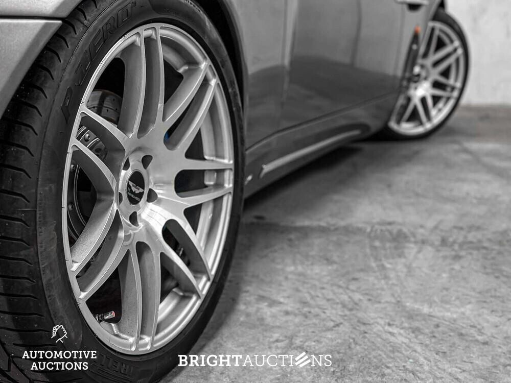 Aston Martin Vanquish 5.9 V12 466pk 2003