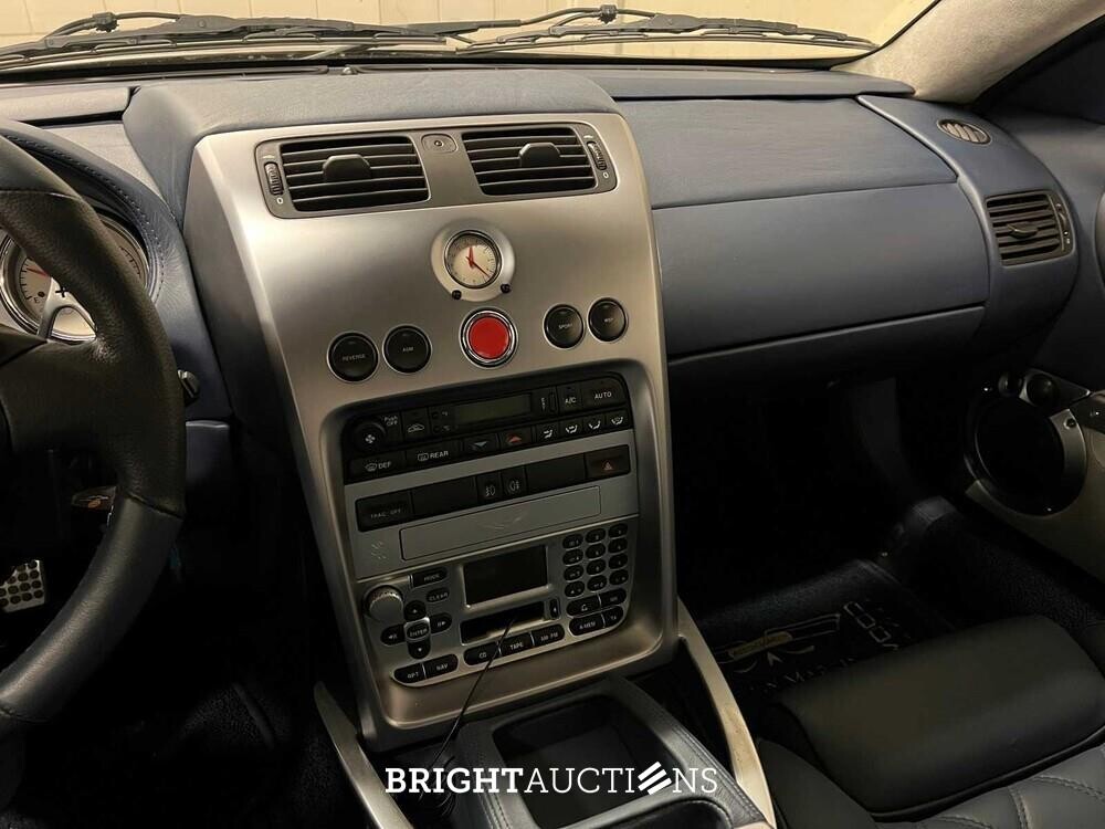 Aston Martin Vanquish 5.9 V12 466pk 2003