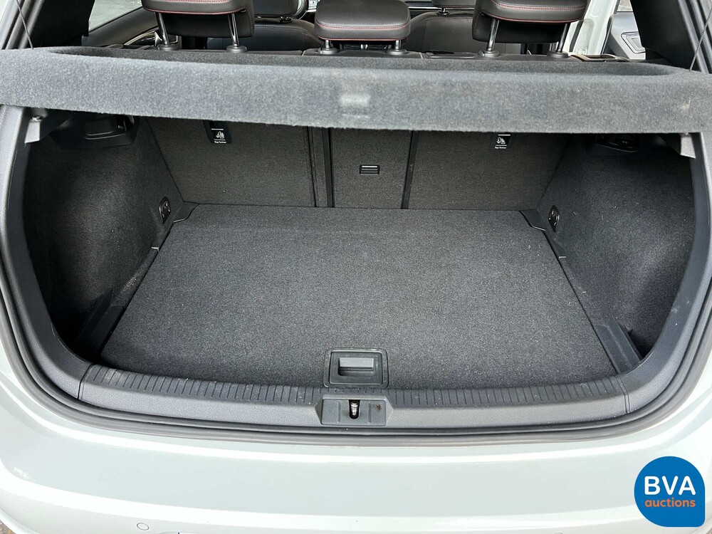 Volkswagen Golf GTI 2.0 TSI 220pk 2013, P-962-FV