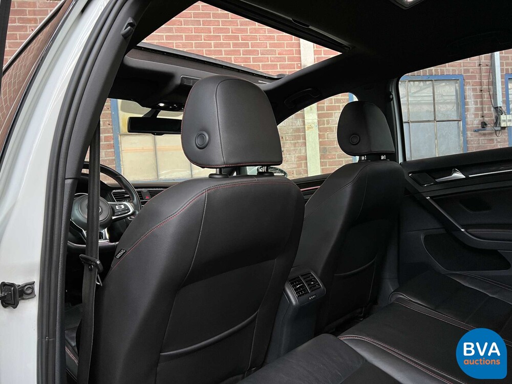 Volkswagen Golf GTI 2.0 TSI 220pk 2013, P-962-FV